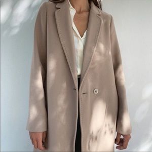 Aritzia Babaton Stedman Coat in Size M Dovetail Taupe